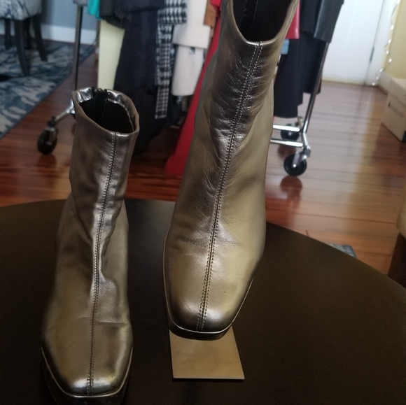 Silver platform Booties - Picture 3 of 4